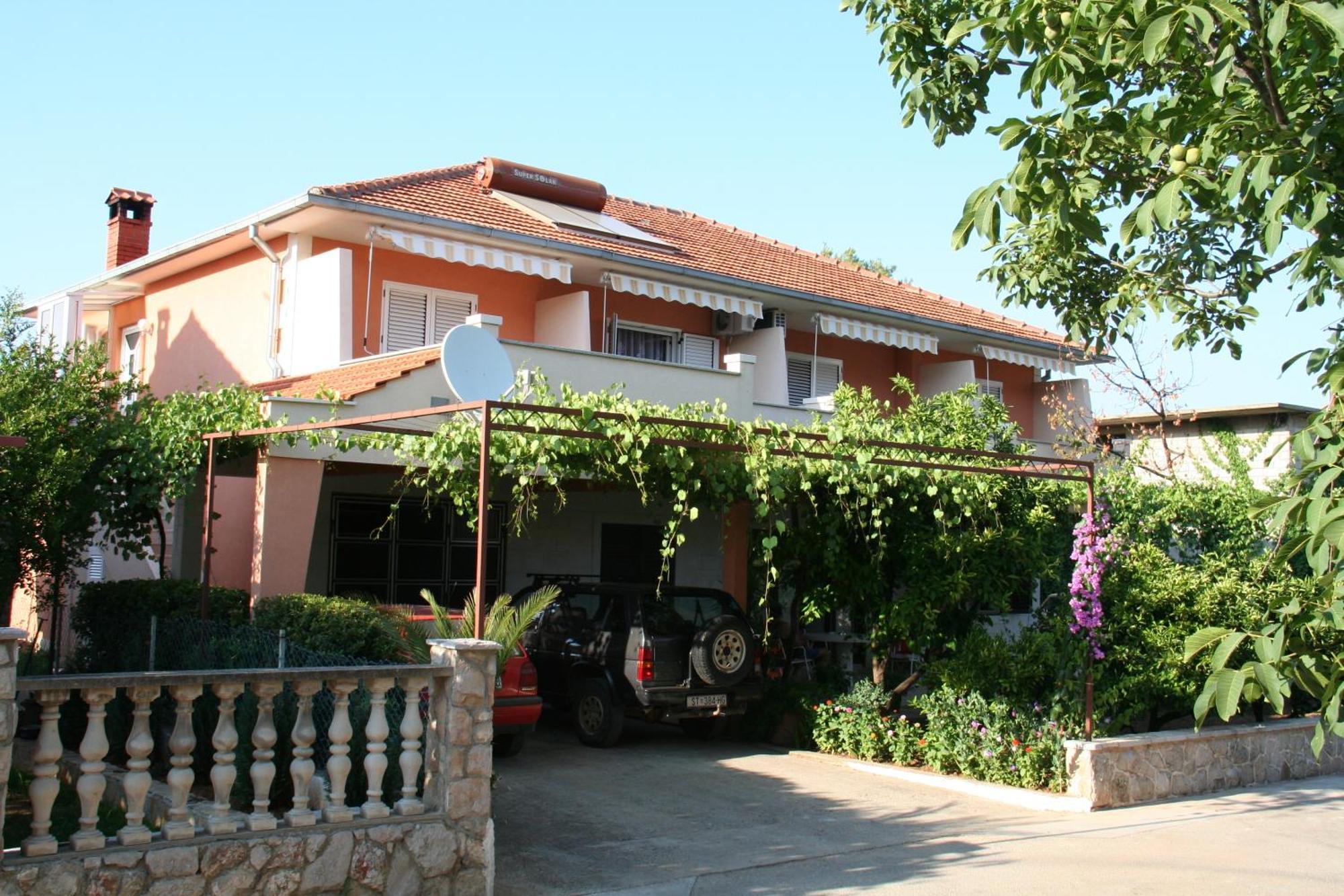 Apartments And Rooms Dobrila Jelsa  Rum bild